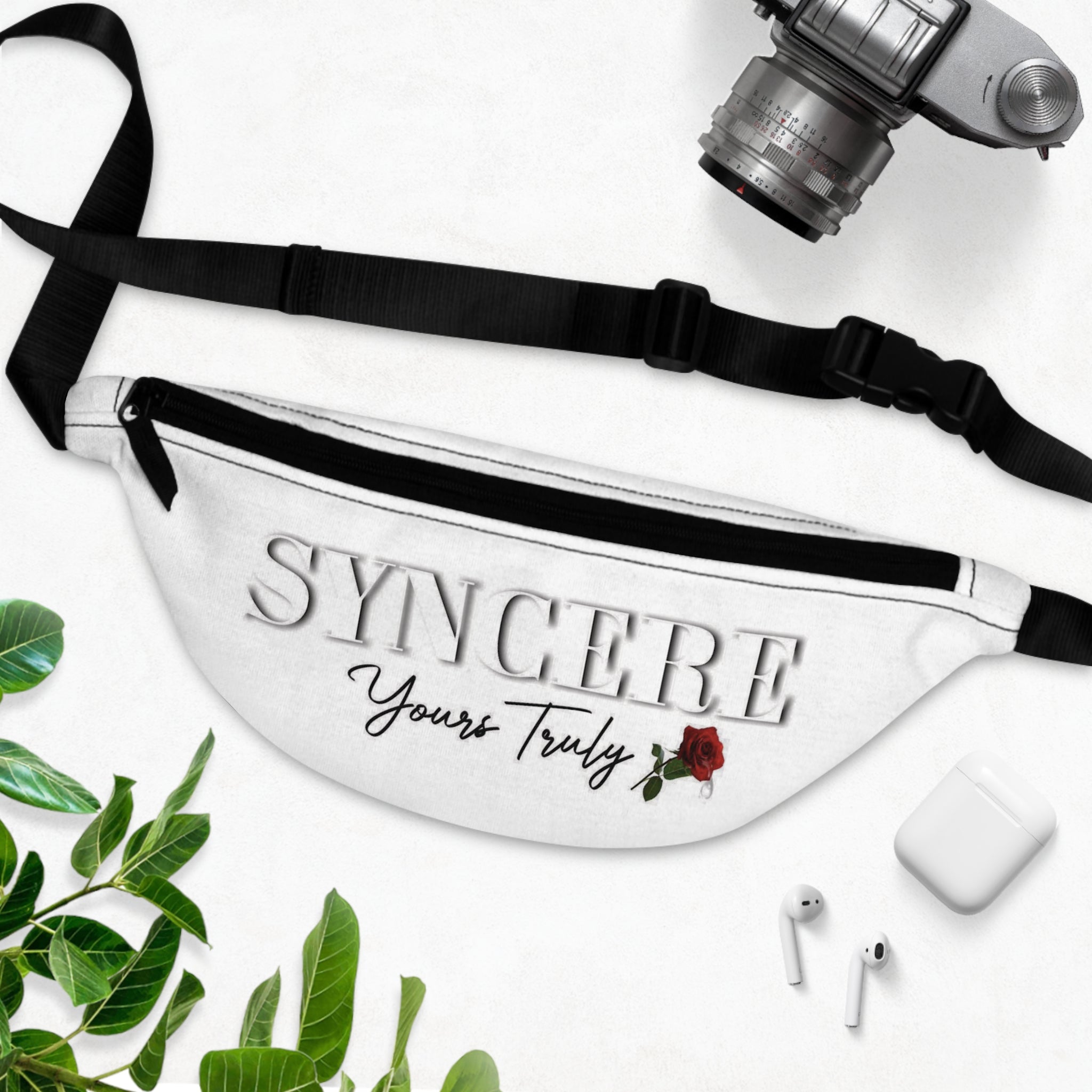 Cruise in Style Fanny Pack — Easy Access Hip Bag